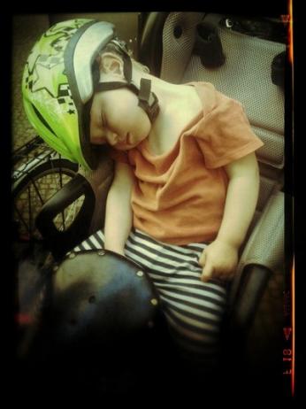 tumblr mqa6yr25bu1sbwiclo1 400