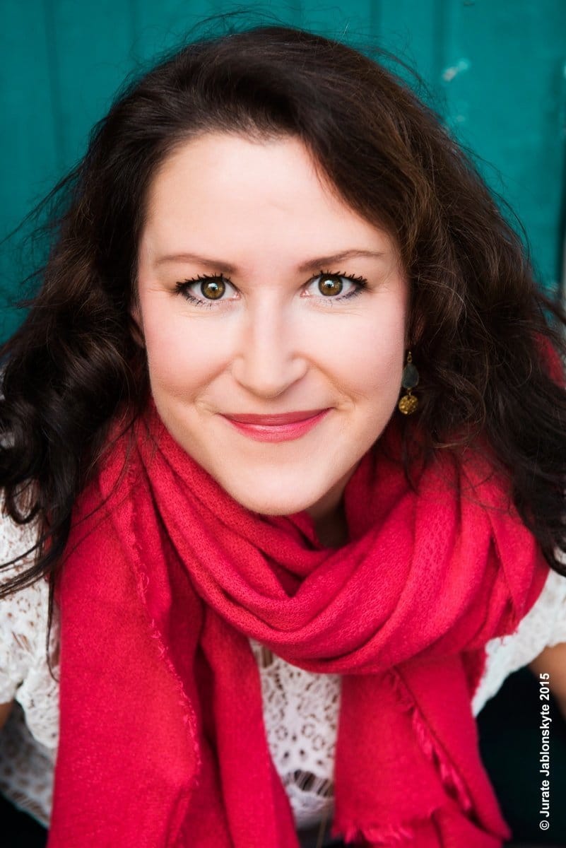 Wer hat nicht schon mal davon geträumt, Kinderbuch-Autor zu werden? Britta Sabbag, Autorin des Bestsellers HUMMEL BOMMEL hat sich diesen Traum erfüllt gibt uns Einblicke 2 britta sabbag copyright jurate jablonskyte 2