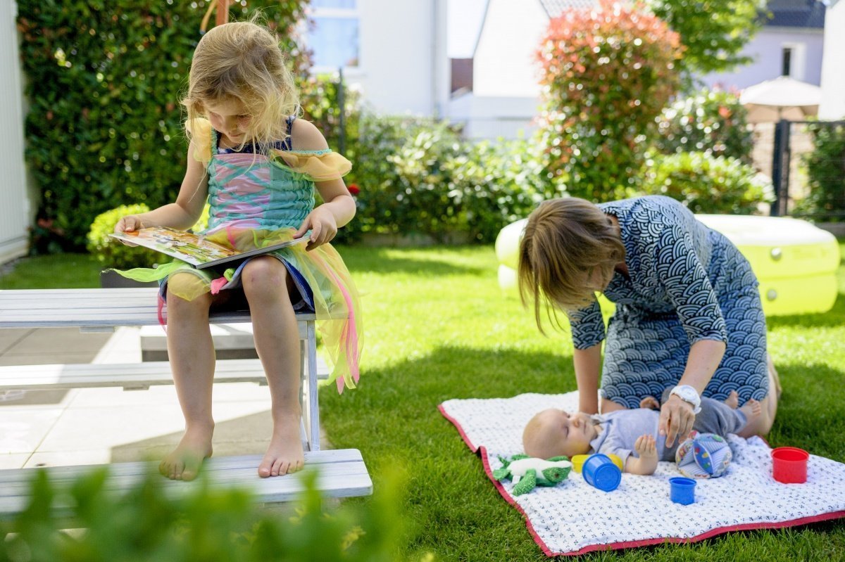 "Alles wie immer, nichts wie sonst": Wie Julia ihr Leben mit drei Kindern und multipler Sklerose bewältigt 3 058