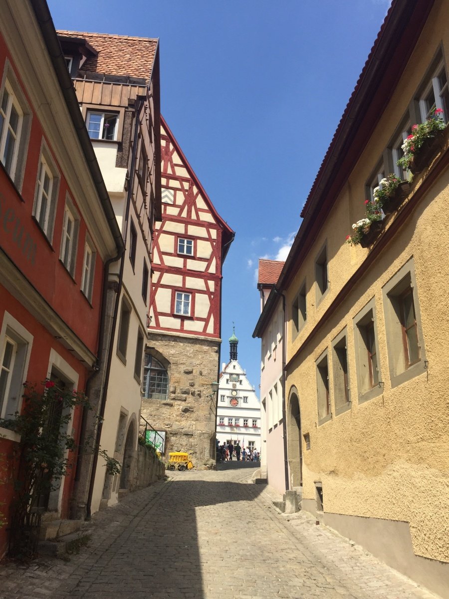 Unser Sommerferienauftakt in Rothenburg ob der Tauber – mit Volvo-XC60 im Test! 3 roettingen5
