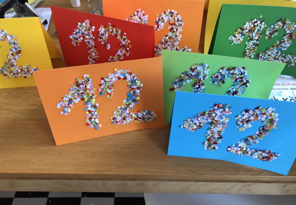 12 Jahre Zwillinge: Der Wahnsinn auf vier Beinen 9 12Geb1