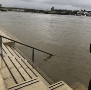 Die typische Corona-Woche: Ein Stimmungsschwank in mehreren Akten 5 Hochwasser