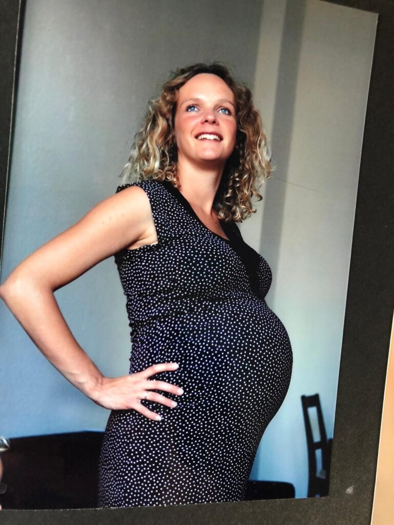 Bindegewebe und gute Pflege: Hattet ihr Schwangerschaftsstreifen? 4 FotoUndGeschichteB