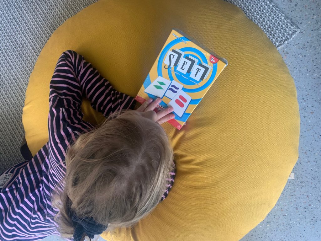 Getestet: Coole Spiele für Kids ab 8 (und uns Eltern machen sie auch Spaß!) 2 set