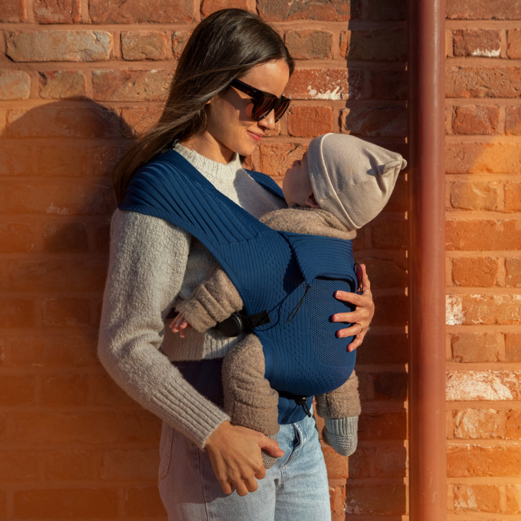 Mega leicht und trotzdem sicher: Diese Babytrage ist so innovativ 2 Babytrage