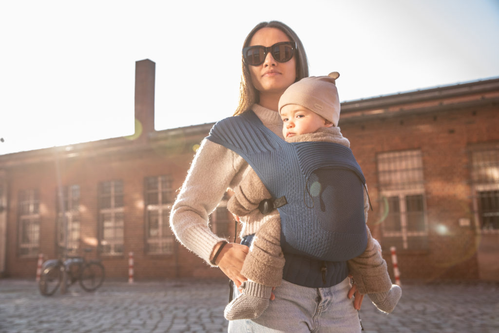 Mega leicht und trotzdem sicher: Diese Babytrage ist so innovativ 3 Babytrage
