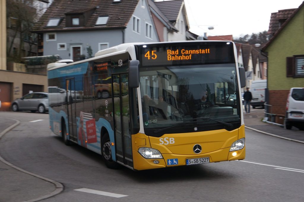 Was soll ich wählen? Eine Entscheidungshilfe für die Bundestagswahl 2025 2 Bus