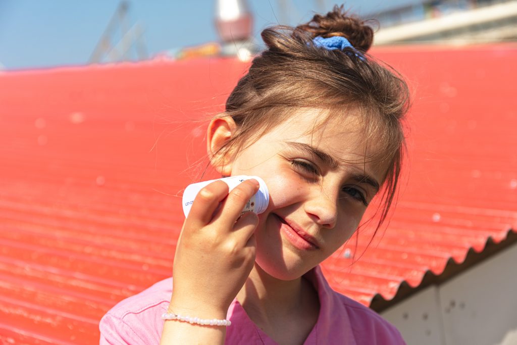 Sonne satt: Mit dem Naïf-Sonnenschutz könnt ihr den Sommer richtig genießen! 7 N6