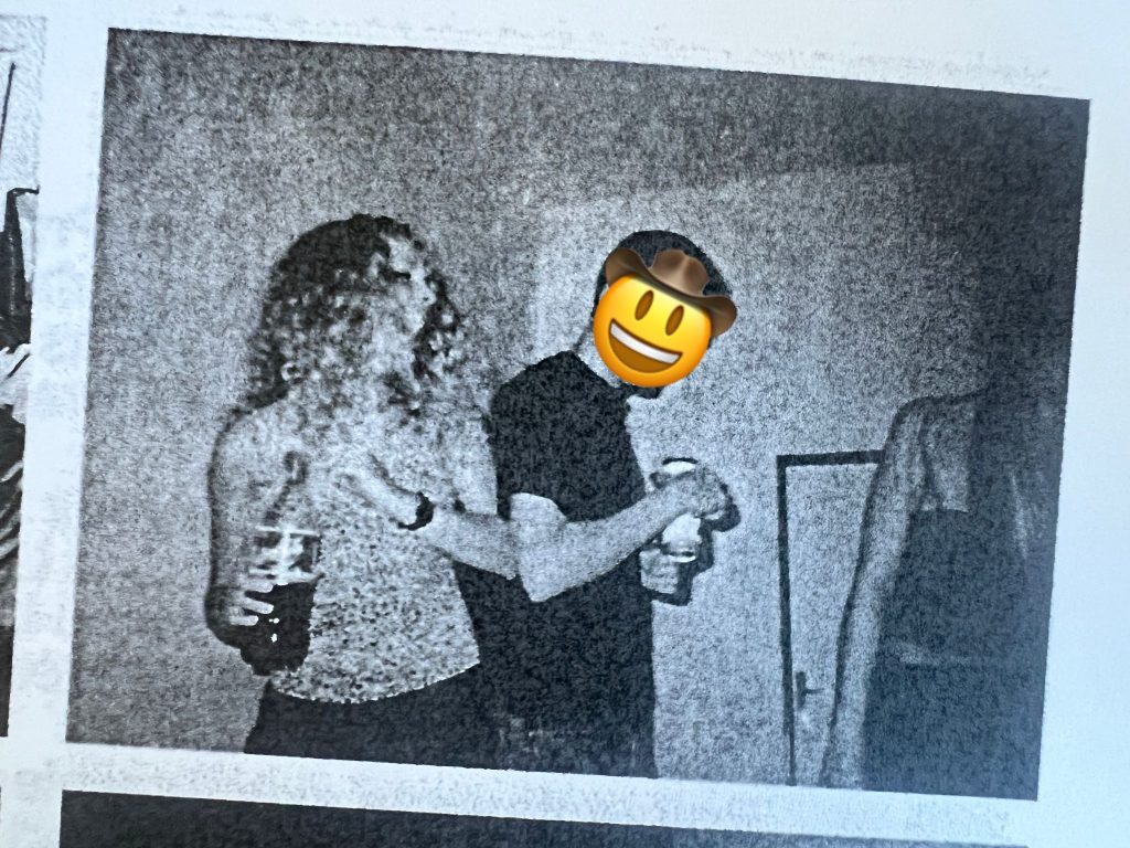 Notlügen von Teenagern: Wie damit umgehen? Teen-Time Jugendkolumne 2 Schulzeit