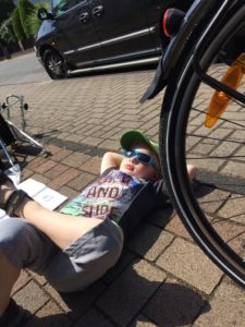 Dank "Follow Me" radelt Kristins Familie jetzt gemeinsam los 18 follow