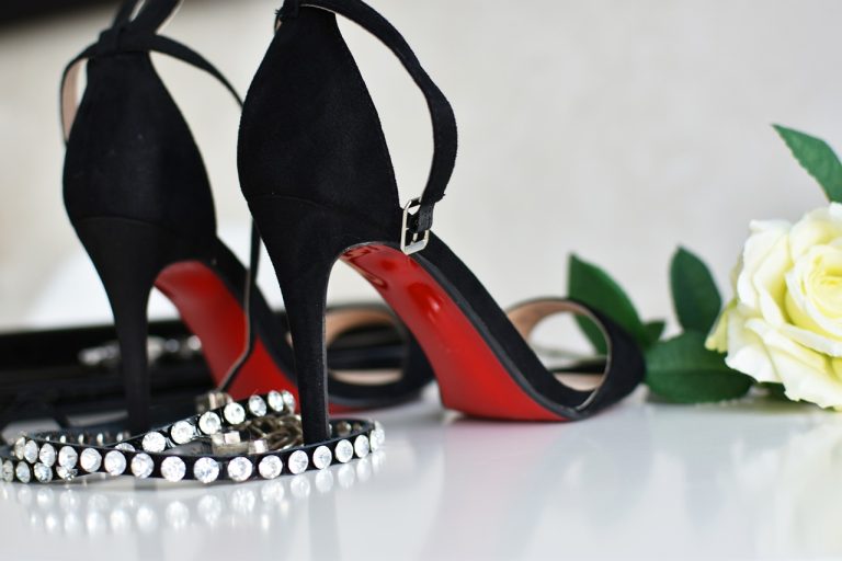 Kinky Mama: "Ich geh mit meinem Mann auf Sexpartys" 22 Kinky Partys